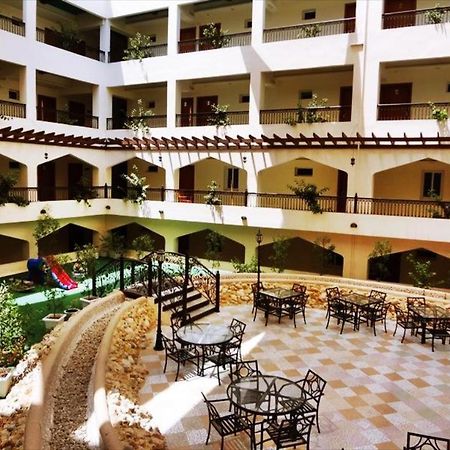 Johny International Hotel Mascate Extérieur photo