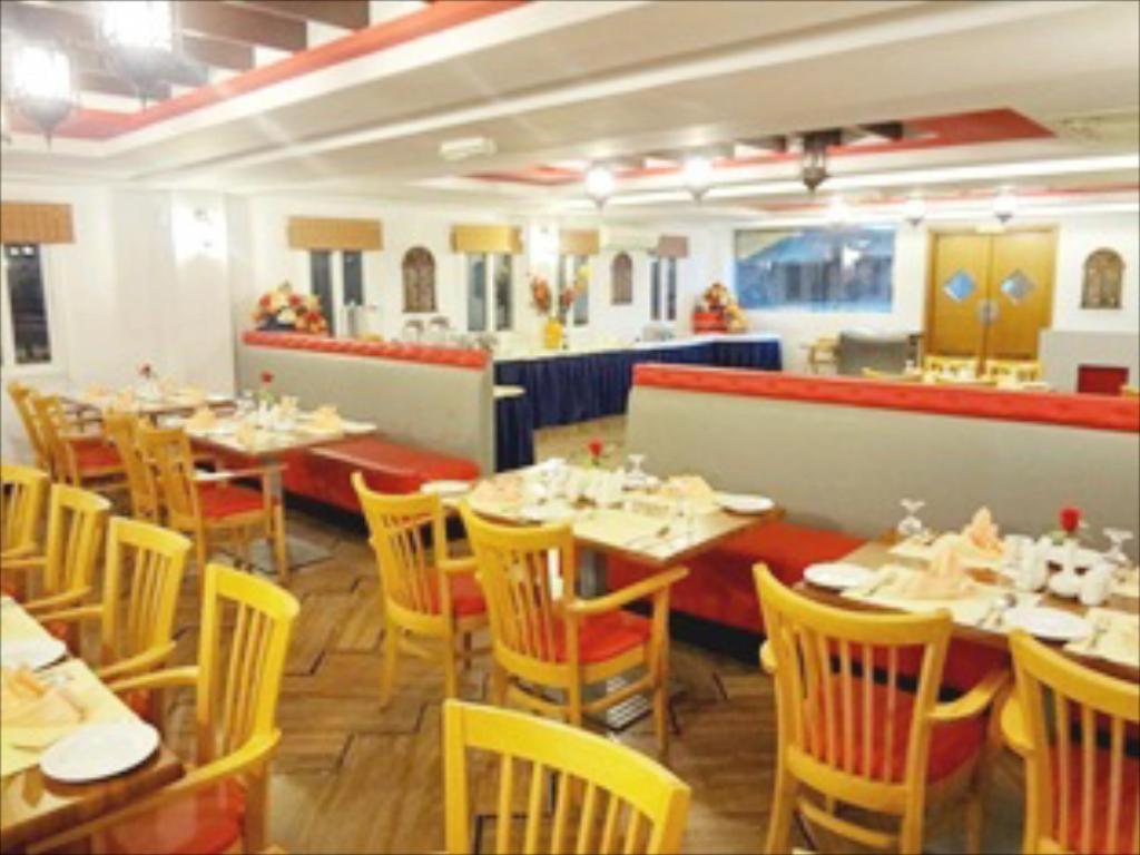 Johny International Hotel Mascate Extérieur photo