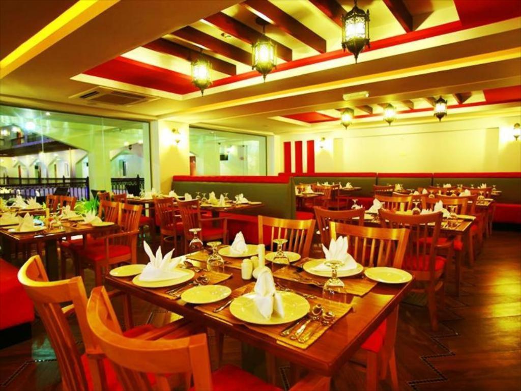 Johny International Hotel Mascate Extérieur photo